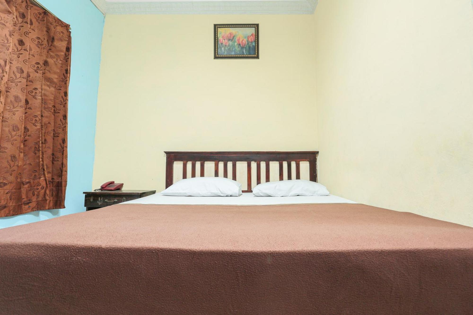 Oyo 93046 Hotel Fortuna Parepare ภายนอก รูปภาพ