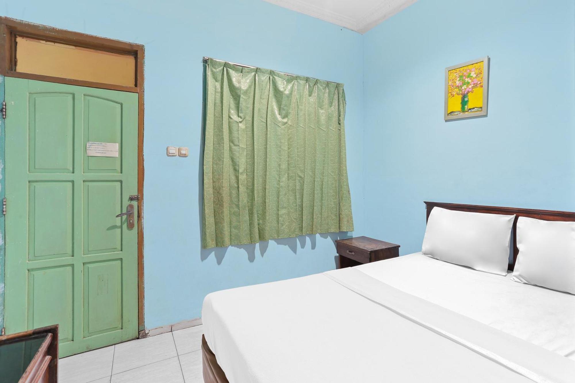 Oyo 93046 Hotel Fortuna Parepare ภายนอก รูปภาพ