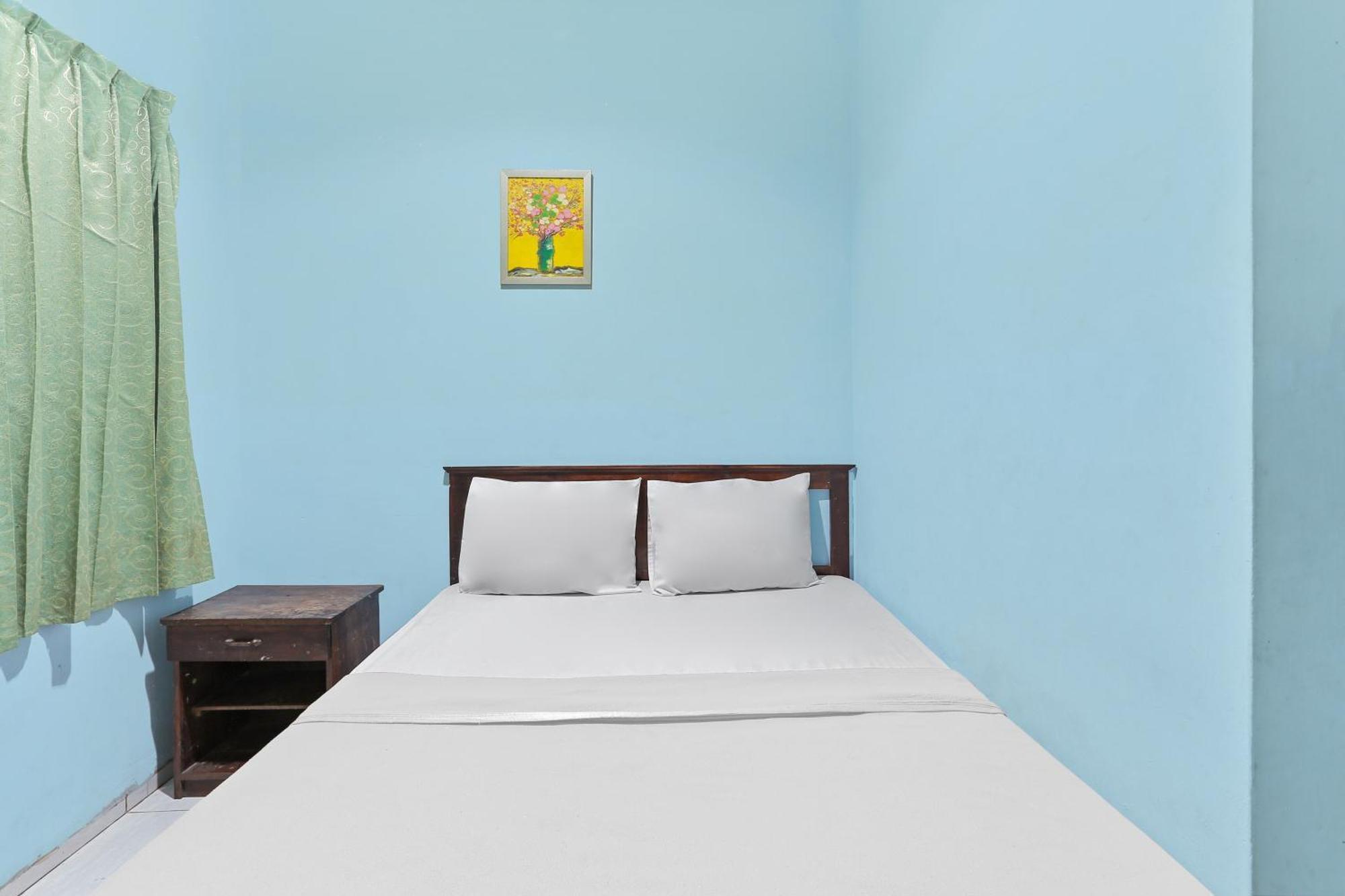 Oyo 93046 Hotel Fortuna Parepare ภายนอก รูปภาพ